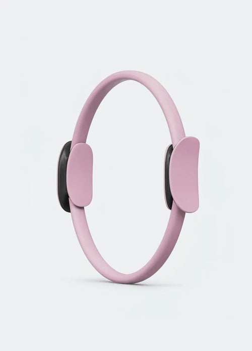 Anneau pilates rose fond gris clair